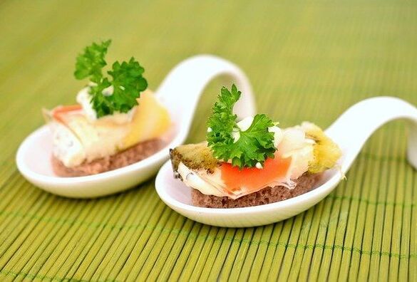 Mga Canape sa Dietary